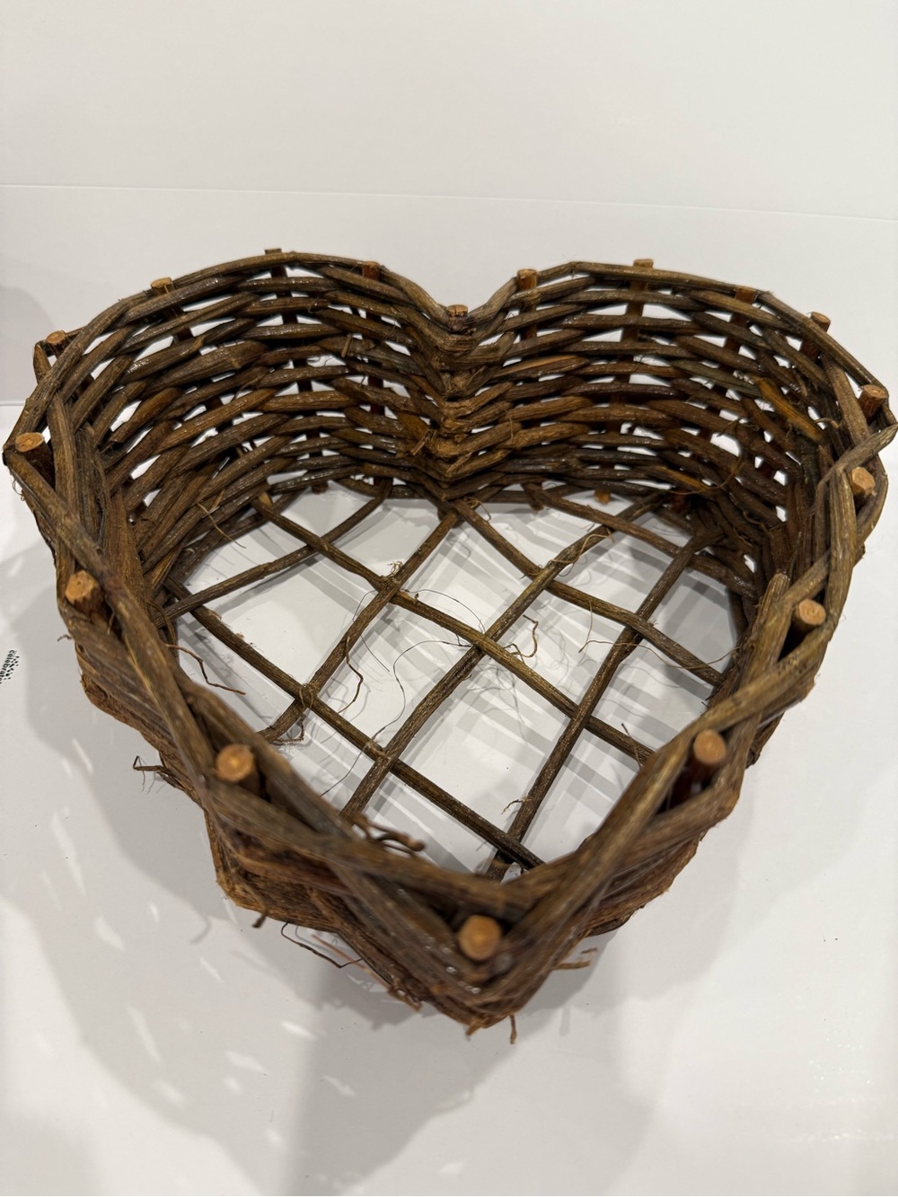 Rustic Heart-Shaped Grapevine Twig Basket - Brown